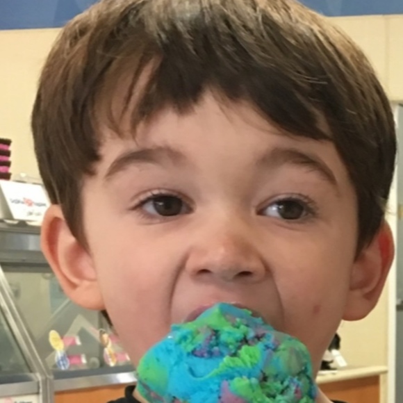 Meet your Posher, Tina - Picture 1 of 1